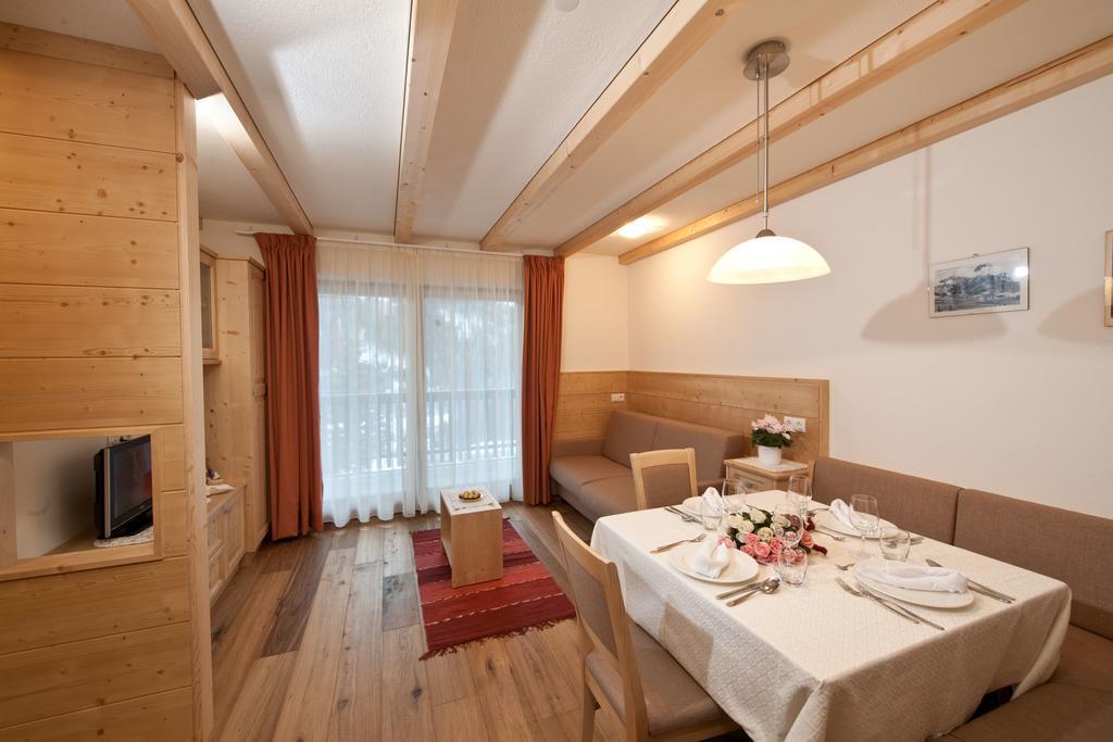 Ciasa Sunara Colfosco Room photo